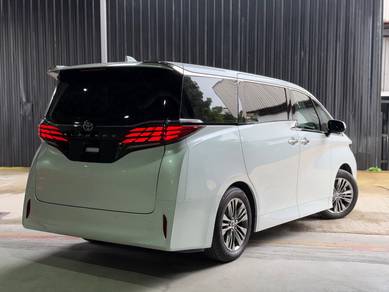 Toyota Alphard Z in Petaling Jaya, SGR