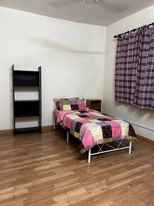 Room in Balakong, SGR