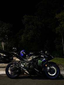 Yamaha R25