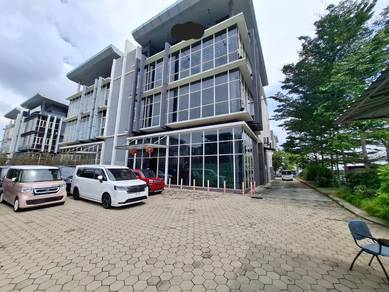 Warehouse / Factory For Rent in Glenmarie,SGR