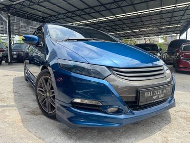 Honda Insight (HYBRID) in Kepong, KUL