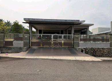 Bungalow House For Sale in Durian Tunggal,MLK