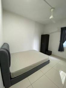 Room in Puchong, SGR