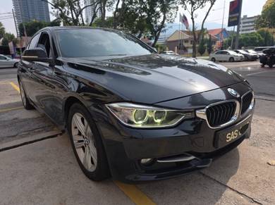 BMW 320i 20i SPORTS EDITION (CKD) in Persiaran Gurney, PNG