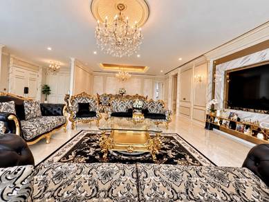 Condominium For Sale in The Avare