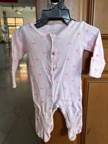 Carter’s baby newborn sleep suit pink new (no tag)