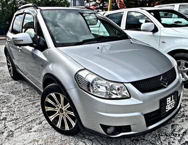 Suzuki SX4 CROSSOVER PREMIER in Desa Petaling, KUL
