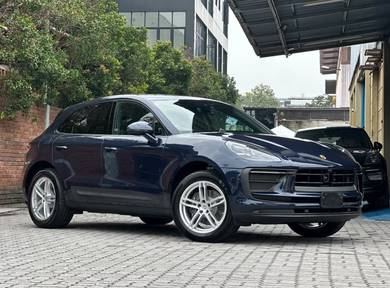 Porsche Macan  in Kota Damansara, SGR