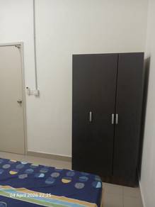 Room in Puchong, SGR
