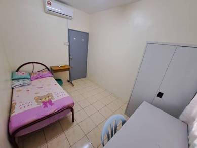 Condominium For Rent in Angkasa Condominiums