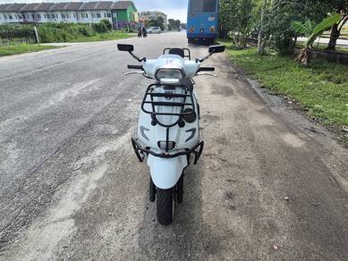Sym Tuscany 150