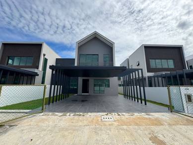 Semi-Detached House For Sale in Kuching,SWK