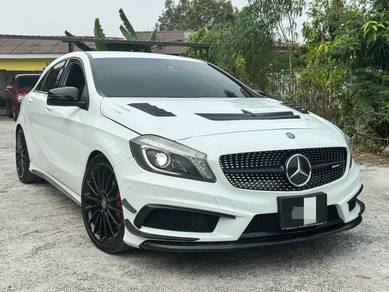 Mercedes Benz A45 45 AMG (CBU) in Kajang, SGR