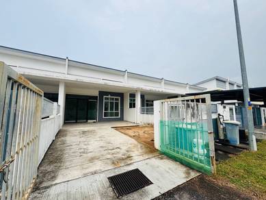 1-storey Terraced House For Sale in Banting,SGR