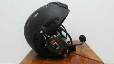 Paramotor helmet