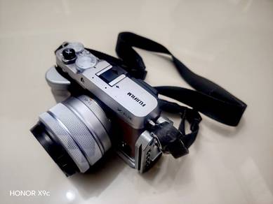 Fujifilm X-E3 for sale full set, like new