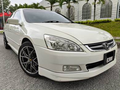 Honda Accord VTi-L in Seri Kembangan, SGR
