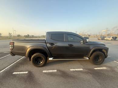 Mitsubishi Triton VGT PREMIUM in Pasir Gudang, JHR