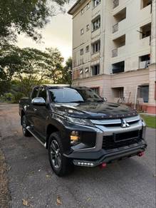 Mitsubishi Triton VGT PREMIUM in Kuantan, PHG