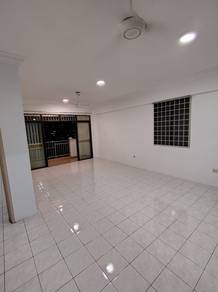 Condominium For Sale in Pelangi Condominium