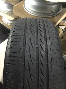 Used tyre Bridgestone 235X50X18