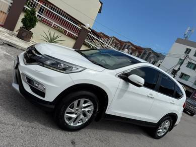 Honda CR-V 2WD in Butterworth, PNG