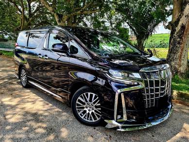 Toyota Alphard in Sungai Besi, KUL