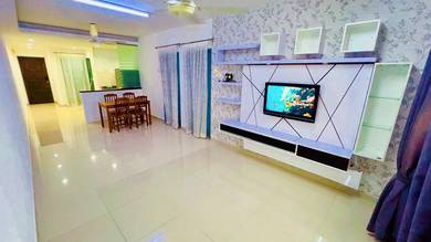 Apartment For Rent in The Lumayan Apartment