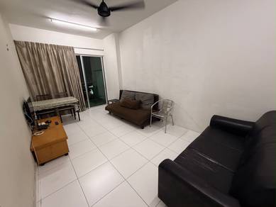 Condominium For Rent in Elit Heights @ Bayan City