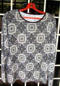 Korean Glitter Blouse Size L Stretchable
