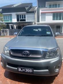 Toyota Hilux G in Cyberjaya, SGR
