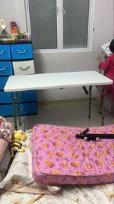 4x 4feet EASY FOLDED TABLE