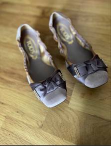 TOD’s Satin Bow Flat