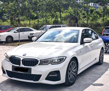 BMW 330i 30i M SPORT in Johor Bahru, JHR