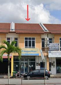 Shop lot For Sale in Arau,PLS