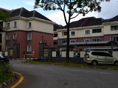 Apartment For Sale in Saville Suites
