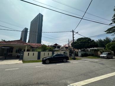 Bungalow House For Sale in Tanjong Tokong,PNG