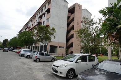 Flat For Sale in Flat PKNS Seksyen 7 Shah Alam