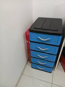 Plastic cupboard 
