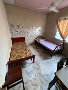 Room in Shah Alam, SGR