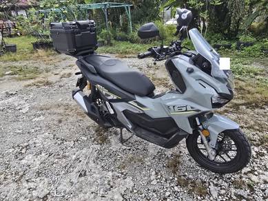Honda ADV 160