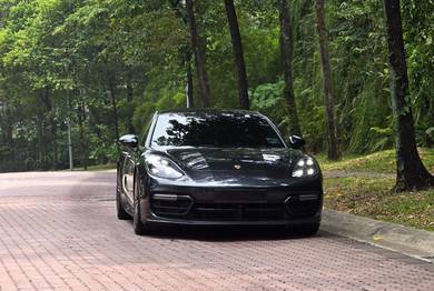 Porsche Panamera 4S in Petaling Jaya, SGR