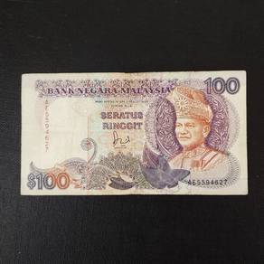 Malaysia Old Banknote RM 100 Prefix AE