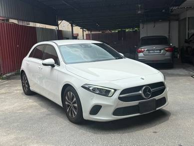 Mercedes Benz A180 180 TURBO AMG (CBU) in Kajang, SGR