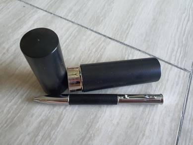 Cerruti 1881 pen
