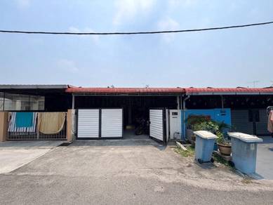 1-storey Terraced House For Sale in Banting,SGR