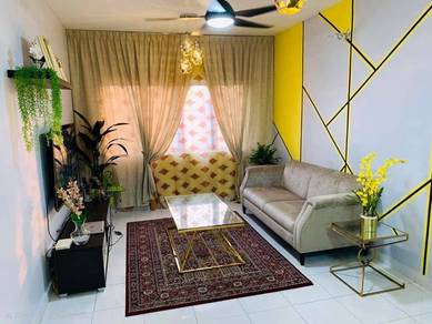 Apartment For Sale in PR1MA Two @ Laman View