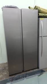Fridge Silver Peti Sejuk side by side Refrigerator