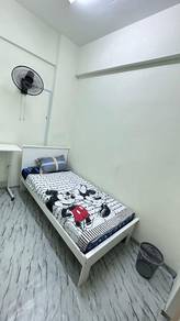 Room in Kajang, SGR