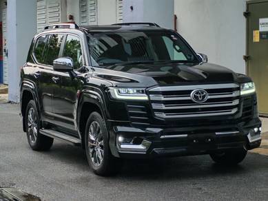 2023 Toyota Land Cruiser ZX
